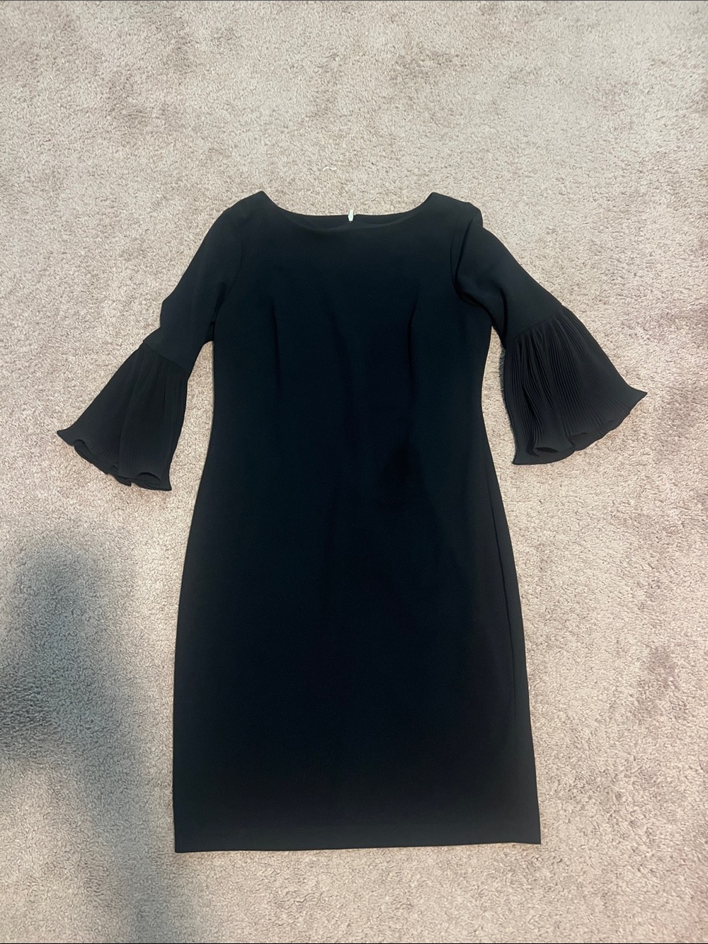Calvin Klein Black Pleated Bell-Sleeve Sheath Dress
